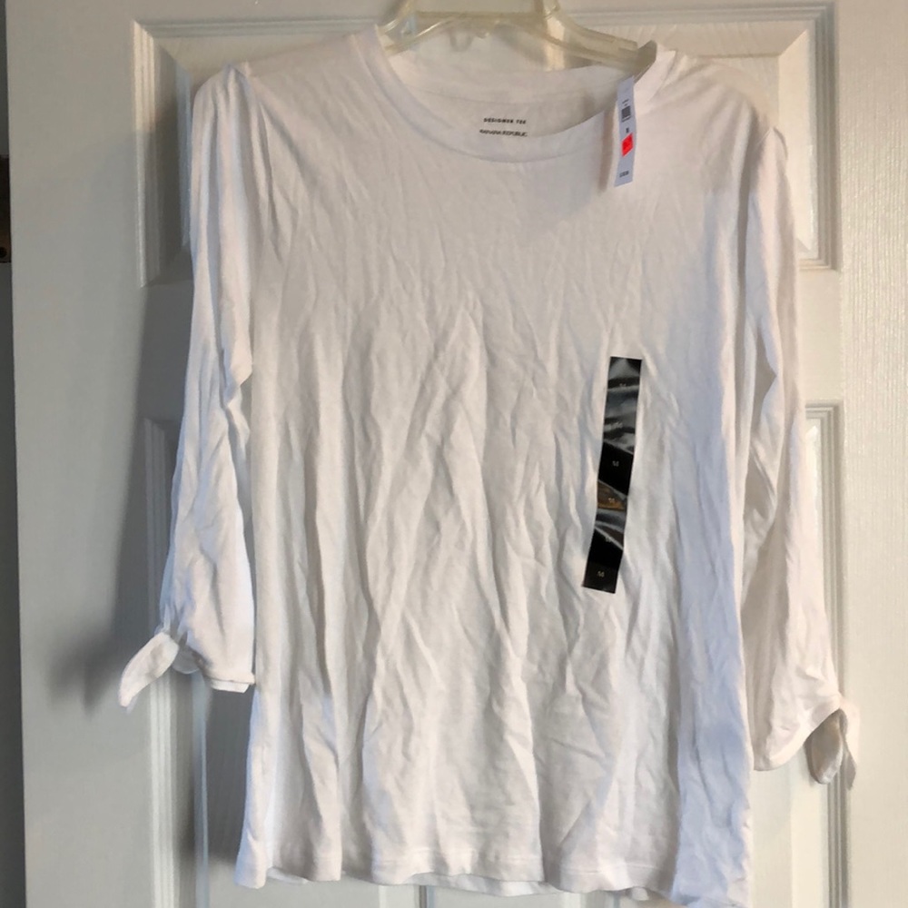 Open sleeved tee